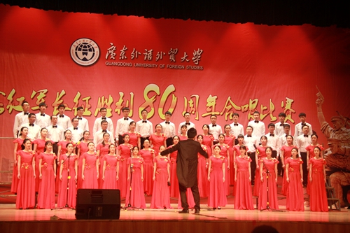 威尼斯官网合唱团激情演唱