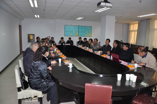 市历史文化研究会向世界杯官网捐赠图书