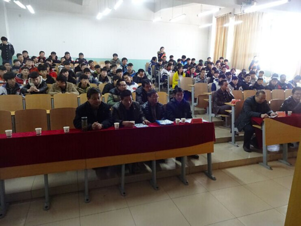 康保县职教中心、中学师生来世界杯官网参观考察