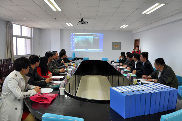 省高校学生军训工作评估组来世界杯官网检查指导工作