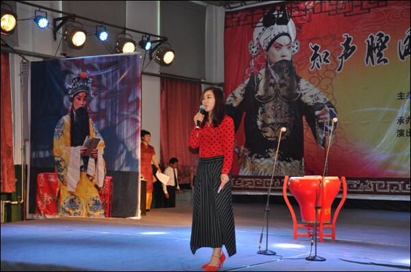 “知声腔国粹 爱家乡文华”戏曲进校园专场演出在世界杯官网文化活动中心举行