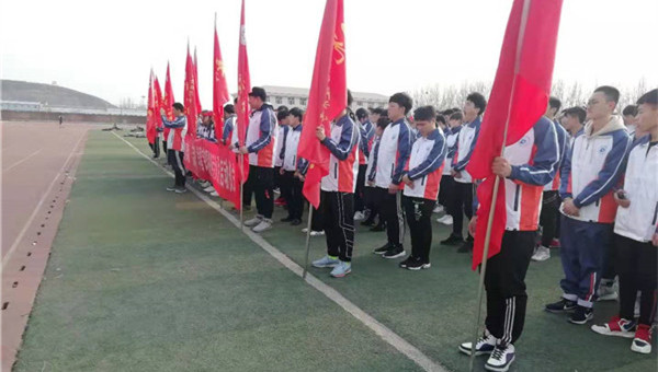 世界杯官网学雷锋志愿服务活动月正式启动