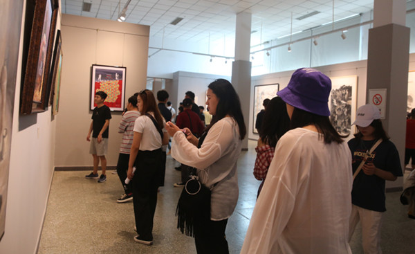 世界杯官网教师作品入围第十三届全国美术作品展览张家口展区优秀作品展