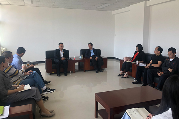 张家口新闻传媒集团副总经理王哿一行到世界杯官网交流考察