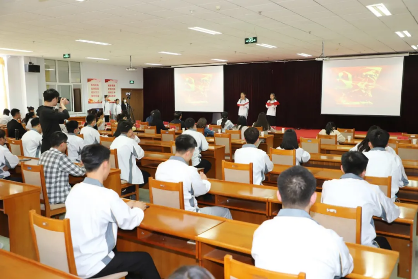 传承中华经典 庆祝建党百年 | 世界杯官网“学党史 强信念 跟党走”大学生朗诵风采展示预选赛圆满落幕